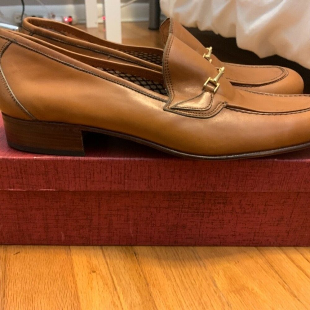 NEVER WORN Bally Italia Men’s Size 11 N